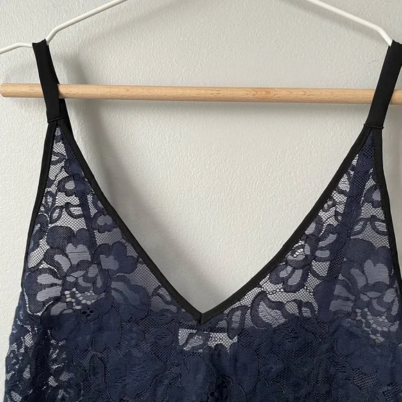 BABATON LACE CAMI SIZE SMALL - Picture 5 of 13